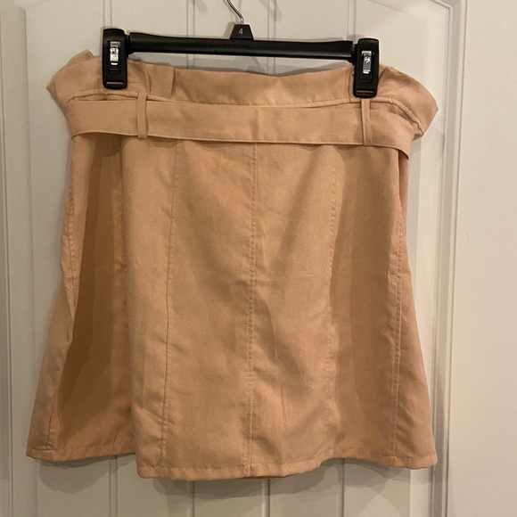 Blush Belted Skirt - Picture 11 of 13